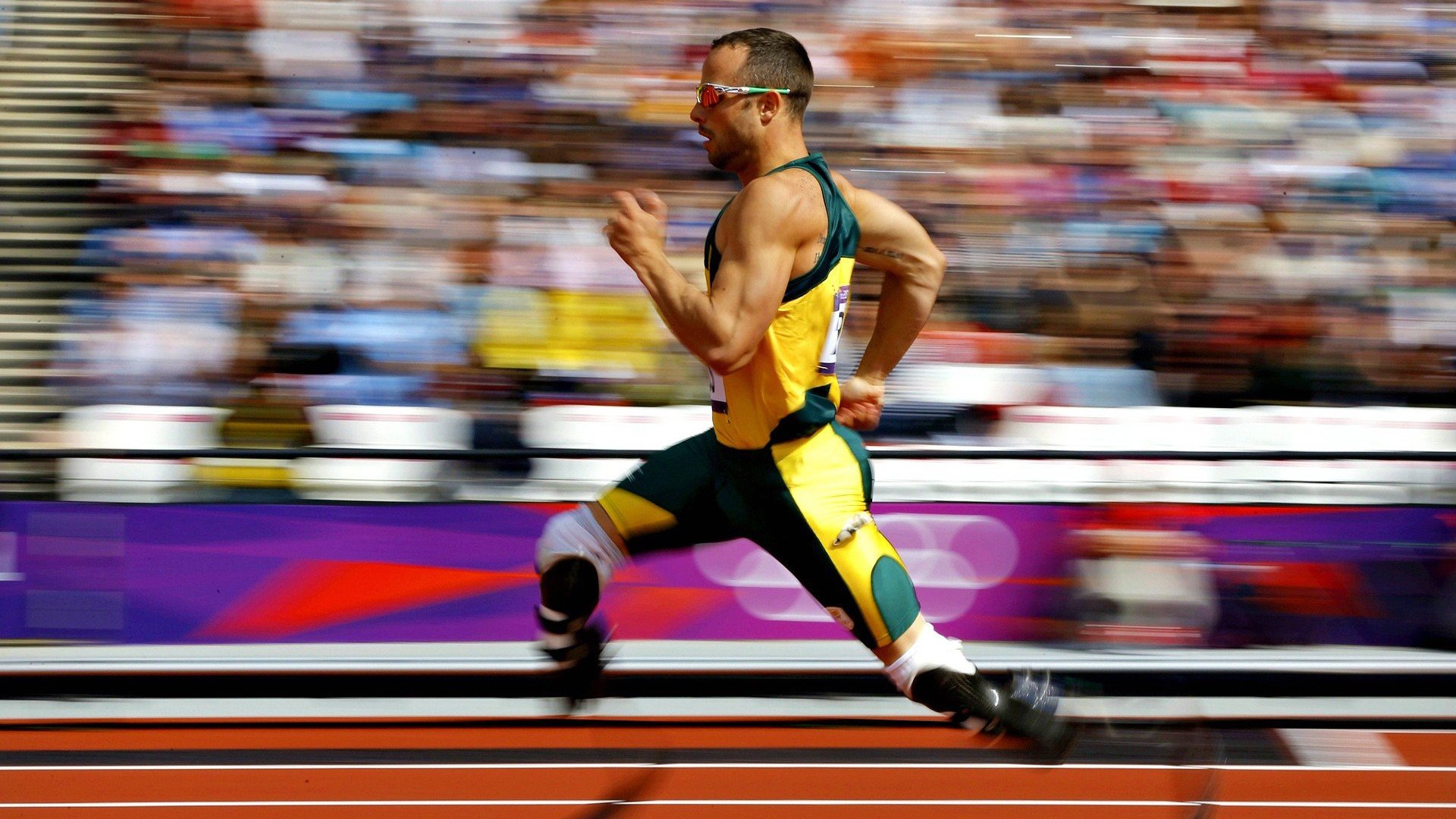 王曼昱幽默回应